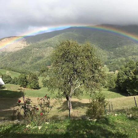 Casa Camposelvatico بيت للعطل *